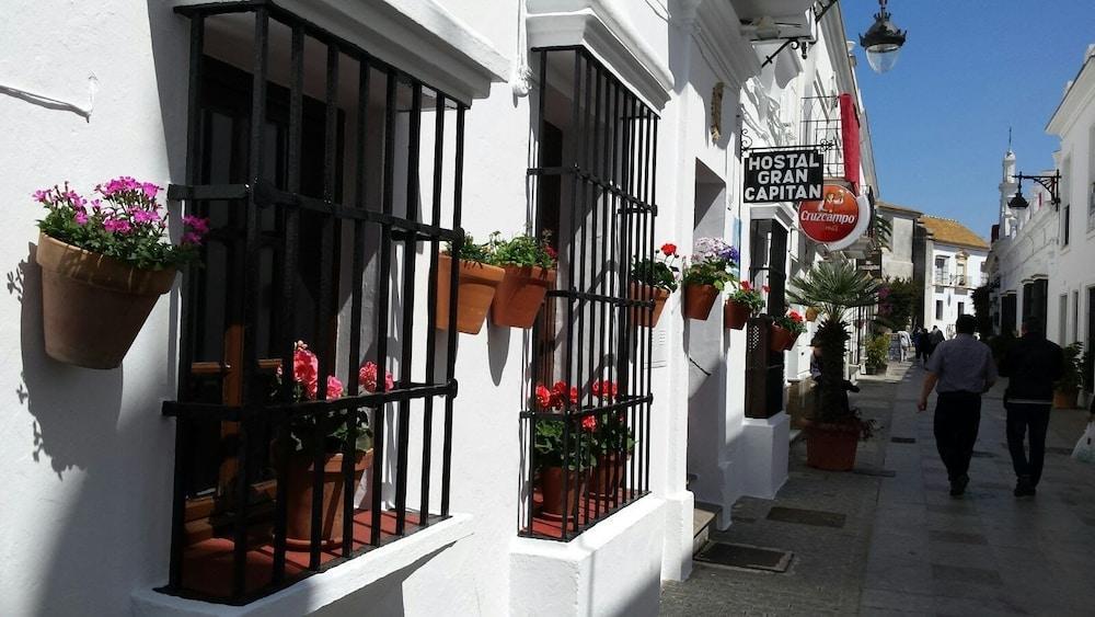 Hostal Gran Capitan Chipiona Eksteriør billede